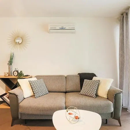 Lejlighed 2room With Ac, 3 Min To The Beach, Small Garage *