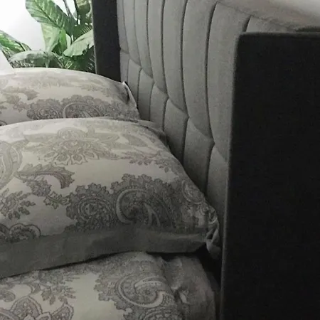 2room With Ac, 3 Min To The Beach, Small Garage Lejlighed